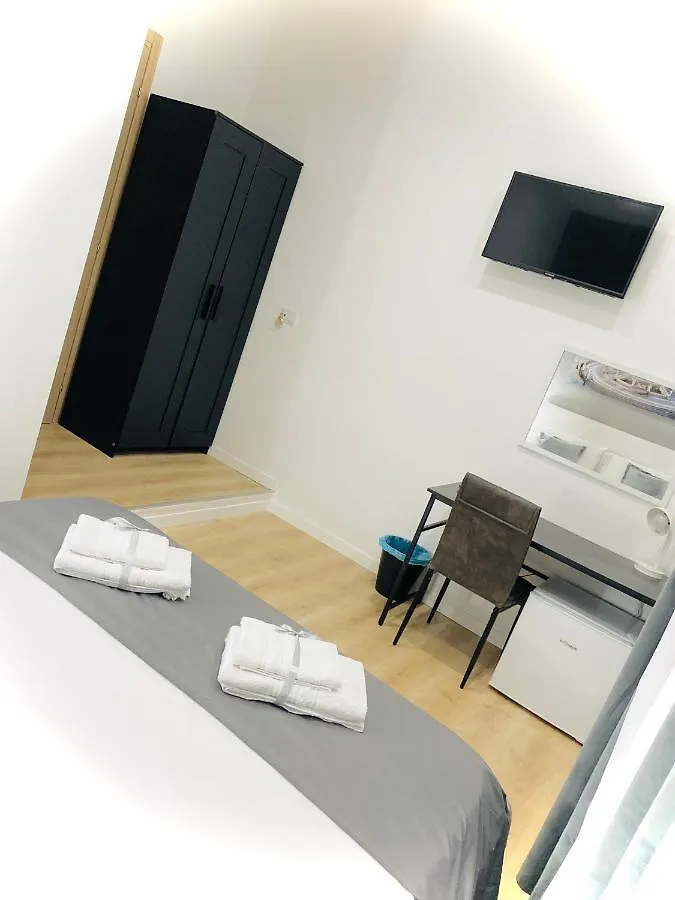 Affittacamere Palermo Pirri Bed & Breakfast